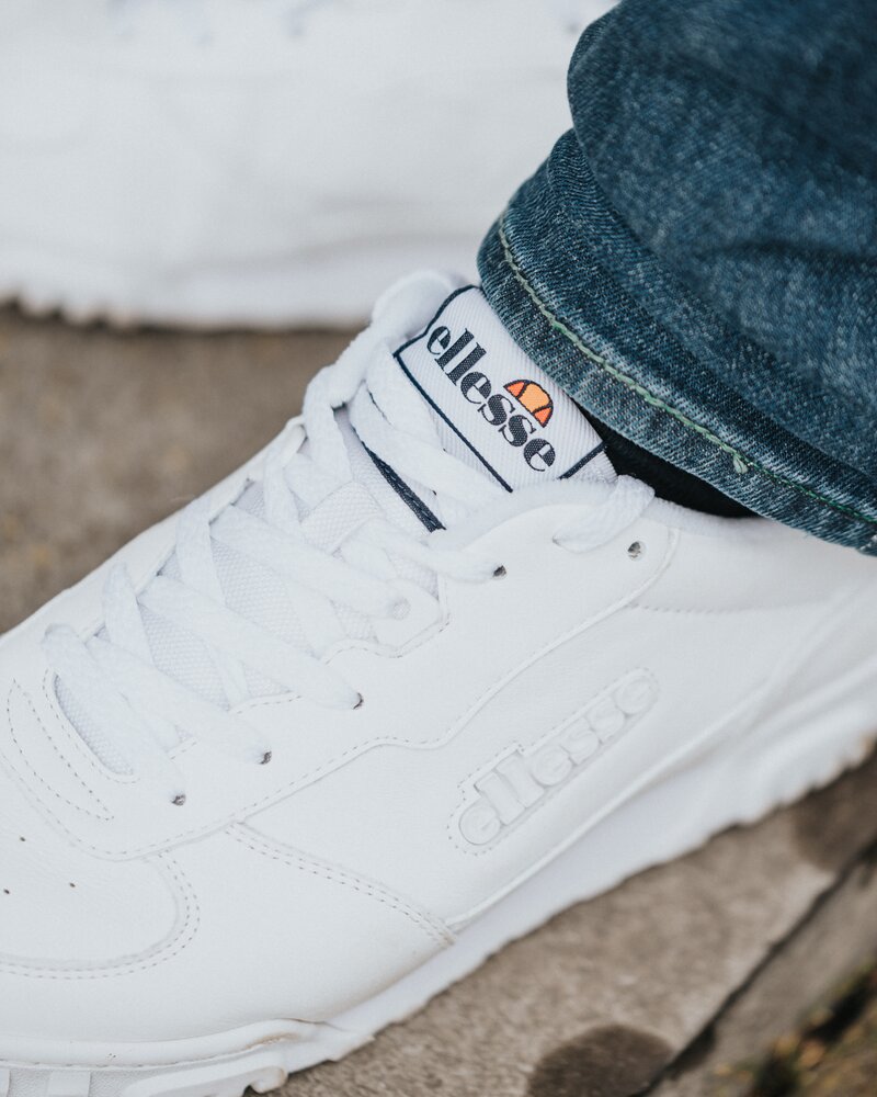 AJA_3798ellesse.jpg