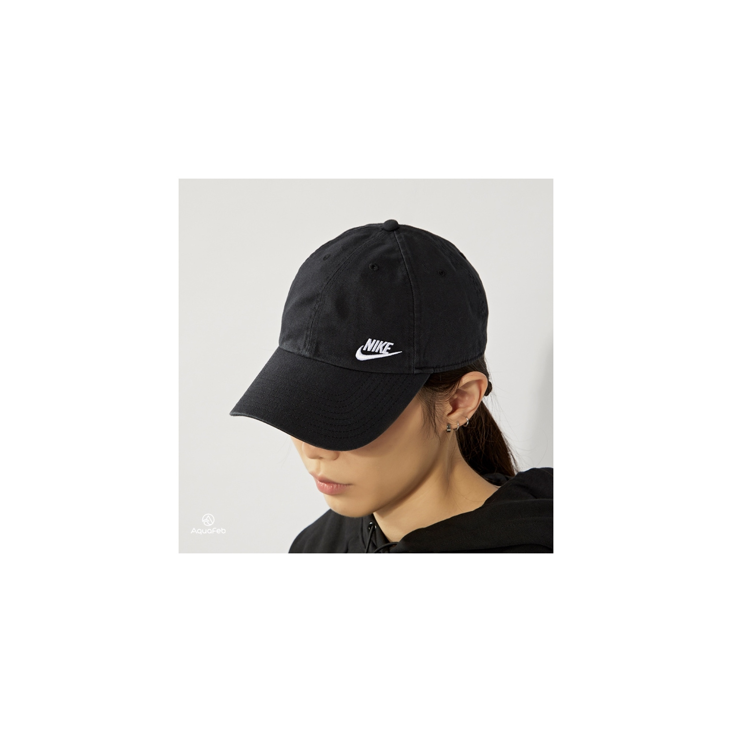 ladies black nike cap