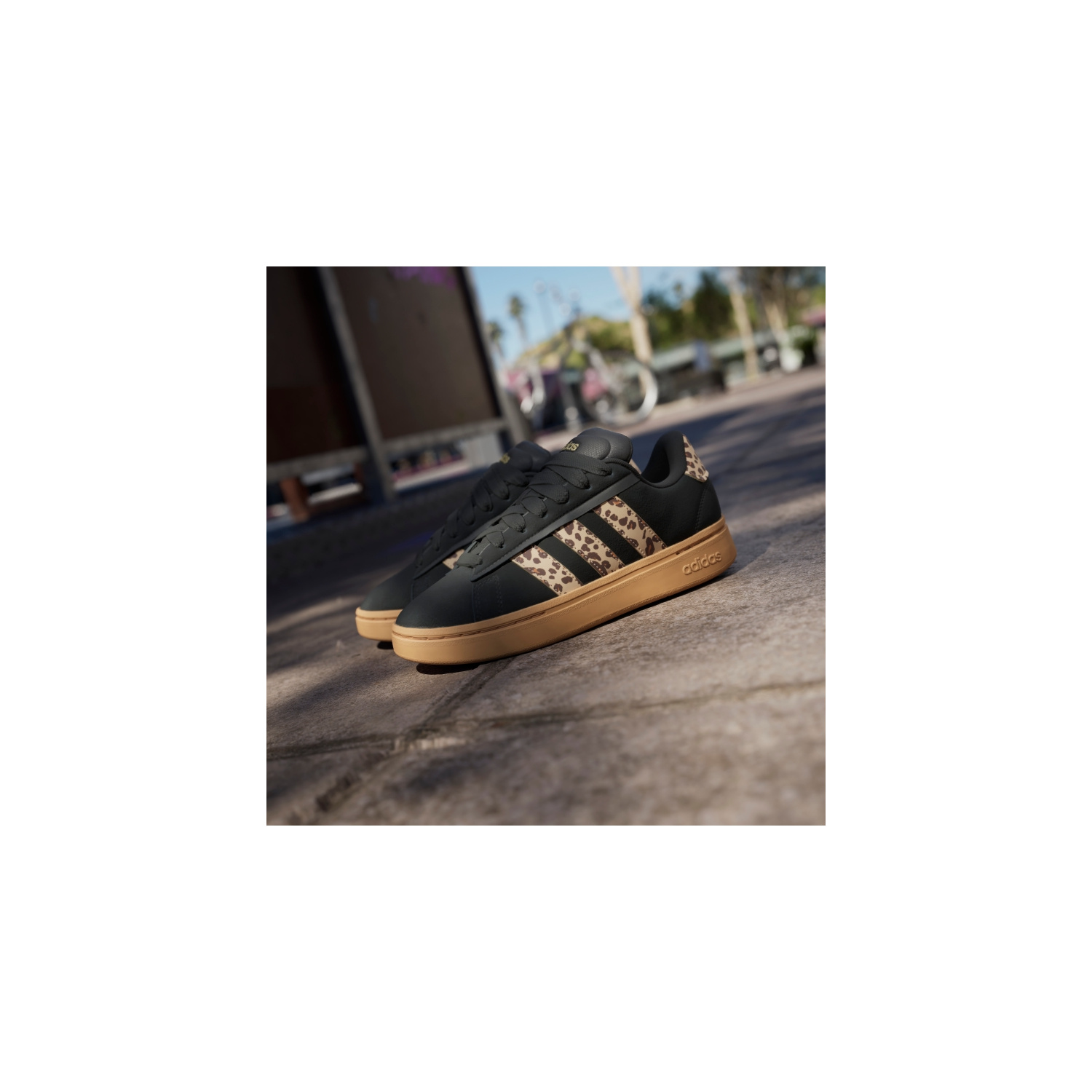 Adidas Lage sneaker Zwart - Lage sneakers - Schoenen - Dames - Berca.be