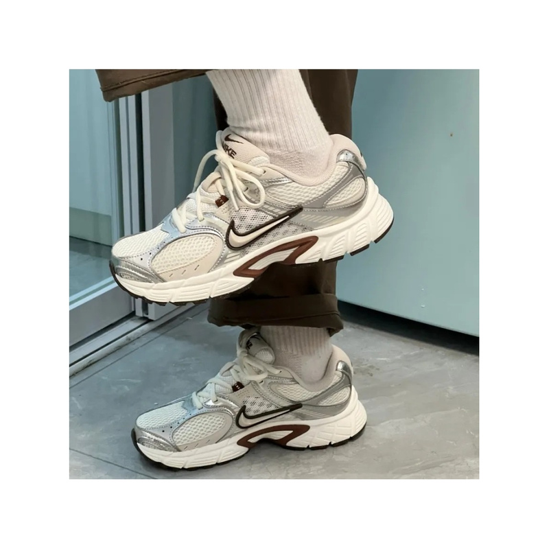 Nike Lage sneaker Beige 330854_0008.jpg