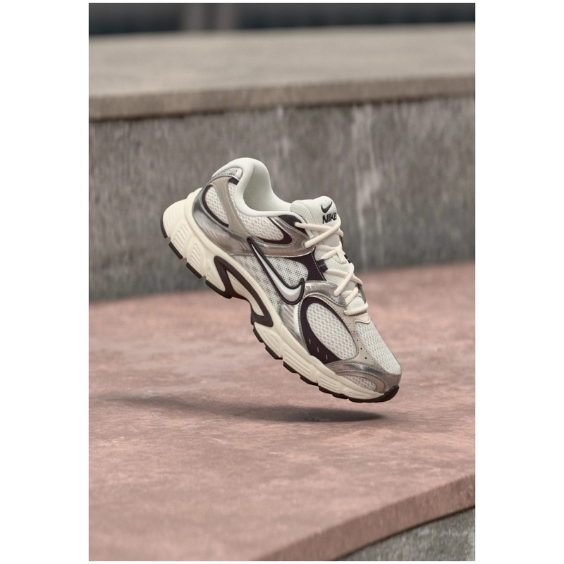 Nike Lage sneaker Bruin 330860_0002.jpg