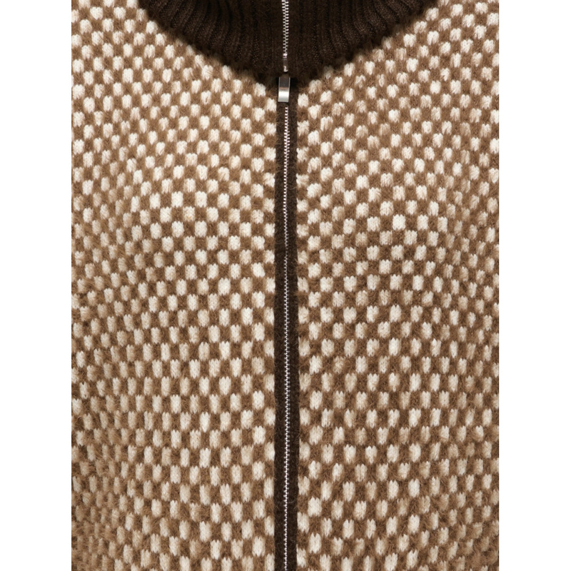 336380_0002.jpg
