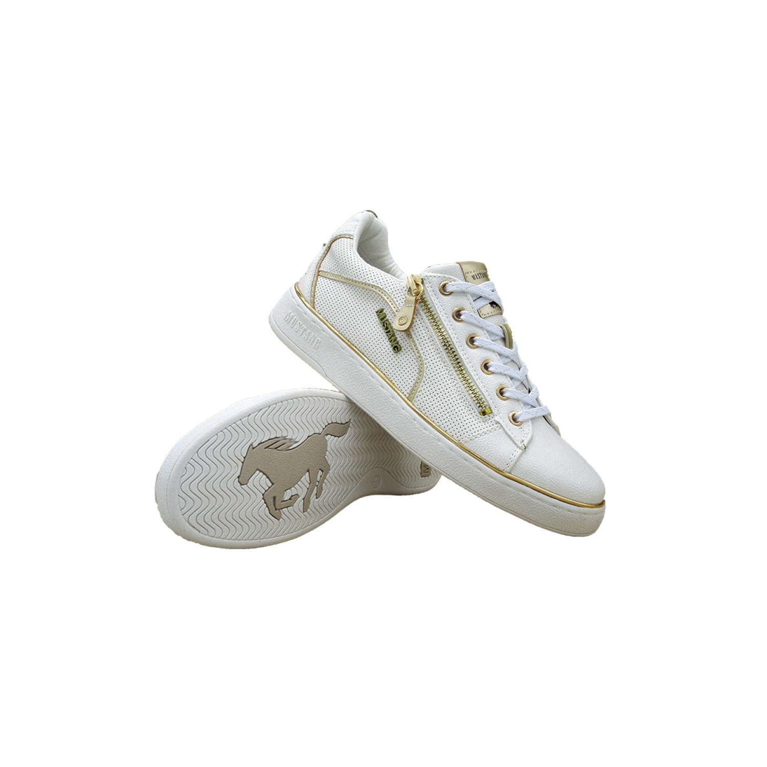 Mustang - Sneakers Laag zwart | Schuurman Schoenen